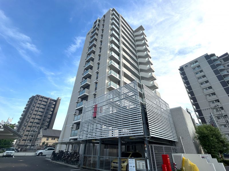 Reson City Kariya Ginza 8F 2LDK Condo for Sale in Aichi - Thumbnail 2