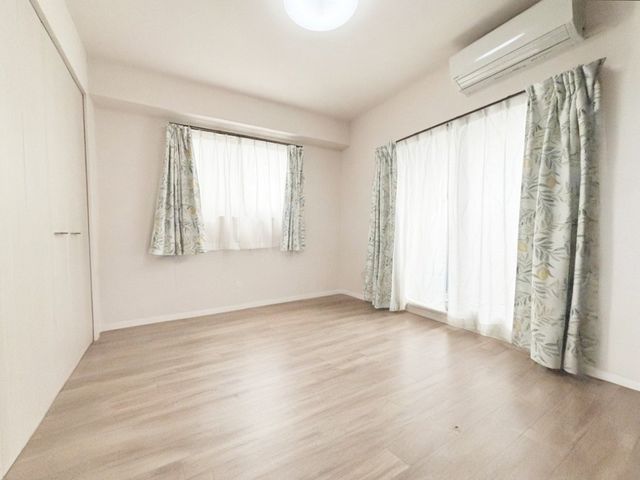 4LDK Apartment in Nagoya Minato Ward - 82.56sqm Family Home - Thumbnail 3