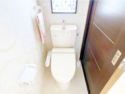 5LDK House in Nara with 2 Parking Spaces Near Tatsuragawa Station — Image 3, Hegun, Nara
