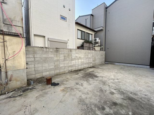 Land for Sale in Central Kyoto's Nakagyo Ward - Thumbnail 4