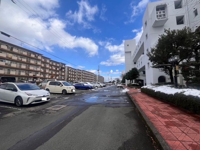 3SLDK Apartment near Tagami Station, Gifu City - Renovated - Thumbnail 2