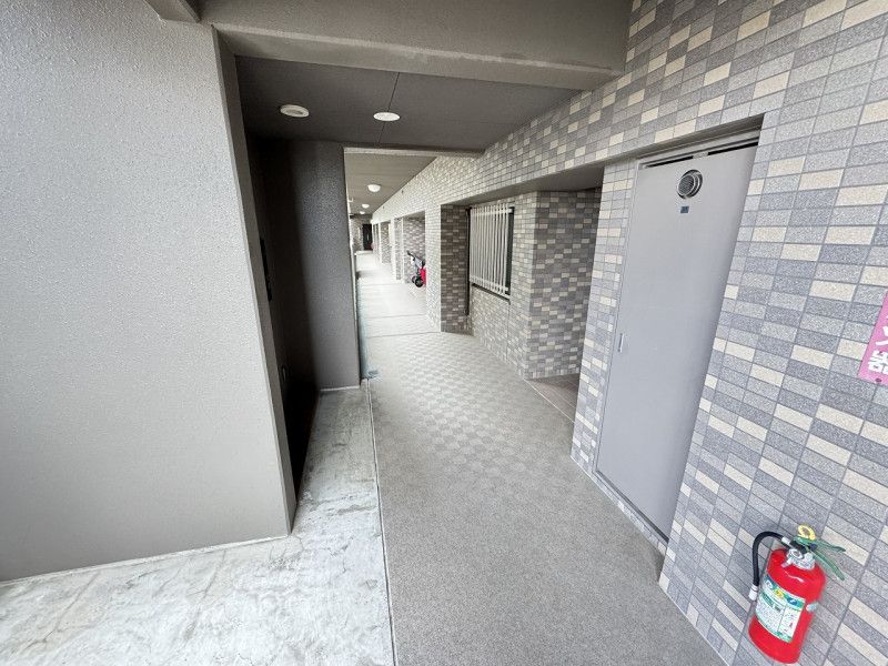 Renovated 2LDK Apartment Near Tokushima Station | Royal Garden - Thumbnail 4