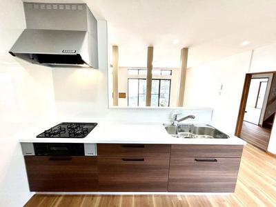 Renovated 6LDK house in Suzuka with 307m² land — Image 3, Suzuka, Mie