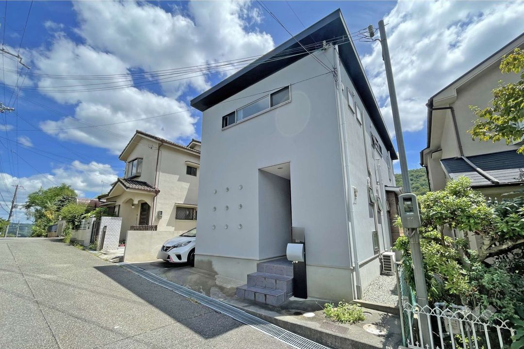 3SLDK House in Nishinomiya with 107.31㎡ Living Space - Thumbnail 2
