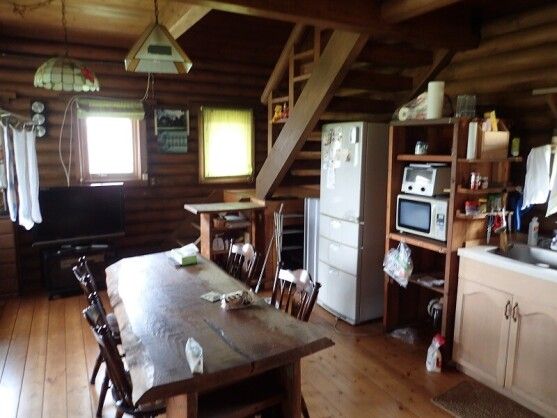 Seaside Log House for Sale in Futtsu, Chiba - 1LDK, 714 sqm Land - Thumbnail 3