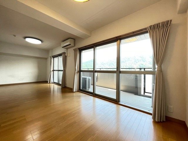 Servas Sakurokubancho 13F 4LDK Condo for Sale in Tokushima - Thumbnail 3