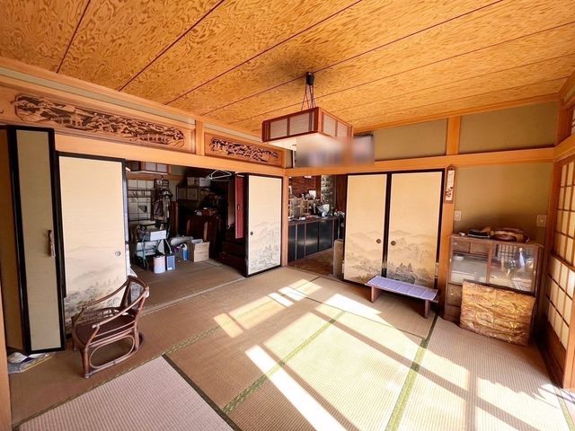 8LDK Family Home in Toyohashi with Parking for 3 Cars - Thumbnail 4