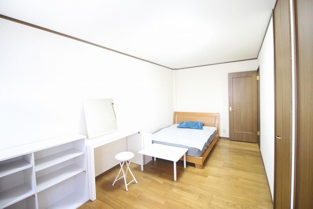 4LDK House in Higashiosaka with Loft and Carport - Thumbnail 4