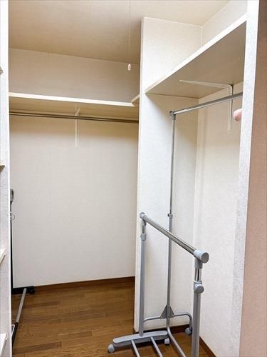 3LDK House for Sale in Asakita Ward, Hiroshima - Thumbnail 3