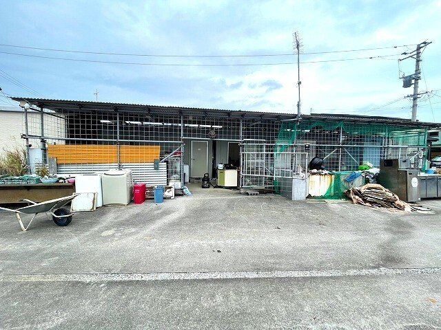 696 sqm Land Plot for Sale in Nishihara Town, Okinawa - Thumbnail 3