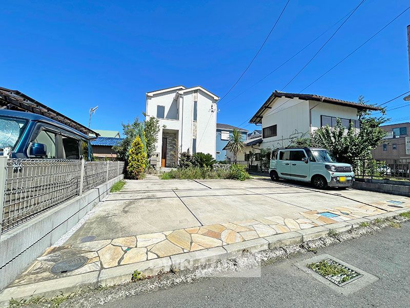 2021-Built 4LDK House with Solar Power in Chigasaki, Kanagawa - Thumbnail 4