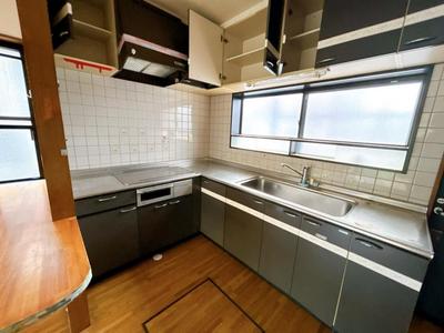 Renovated 4LDK House in Saiki City with Parking — Image 4, Saiki, Oita