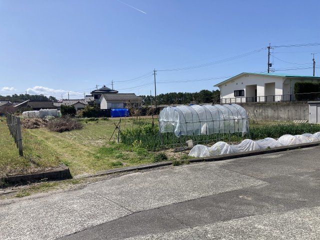 943 sqm Land for Sale in Ichikikushikino, Kagoshima - Thumbnail 3