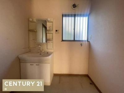 4SLDK House in Kinokawa with 3 Parking Spaces — Image 4, Kinokawa, Wakayama