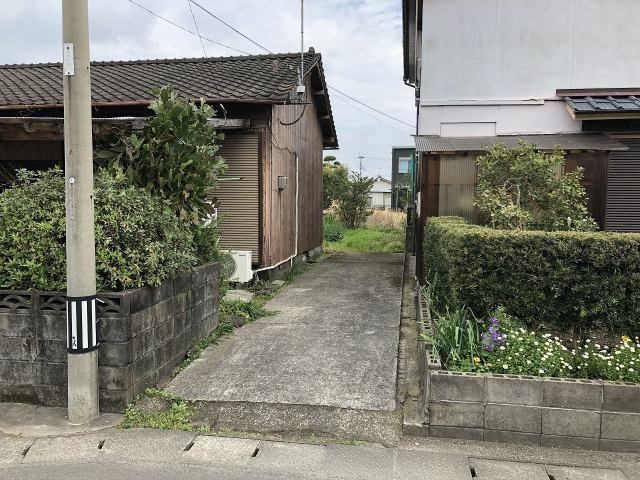 281 sqm Vacant Land for Sale in Satsumasendai, Kagoshima - Thumbnail 3