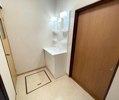 4DK House for Sale in Fukuyama, Hiroshima | 81.46 sqm — Image 3, Fukuyama, Hiroshima