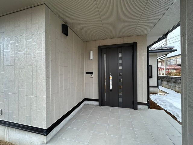 Spacious 6DK House in Nagano with 144坪 Land - Thumbnail 2