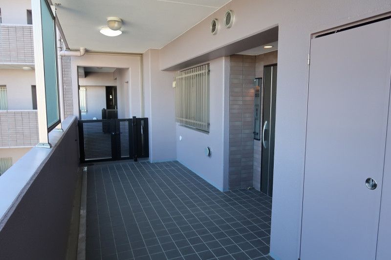 4LDK Apartment for Sale in Toyama City with 2022 Renovations - Image 1