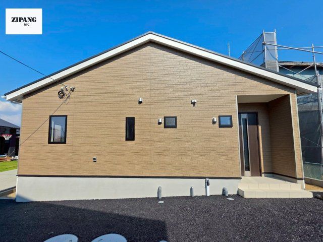 New 4LDK House in Kumamoto's Minami-ku | Cradle Garden Series - Thumbnail 2