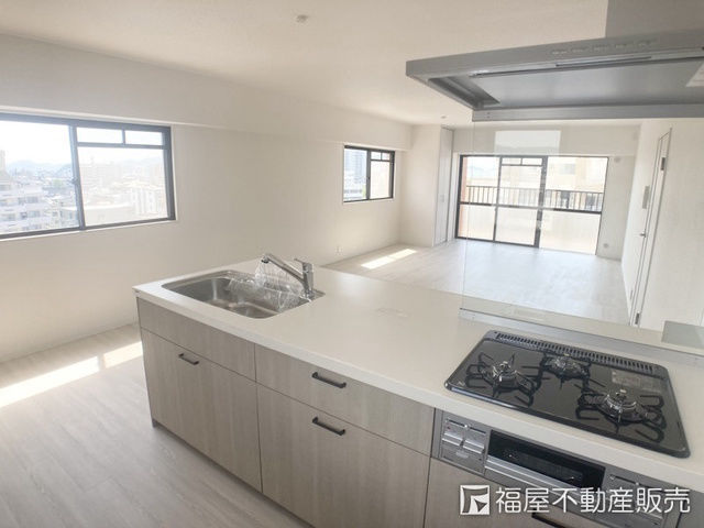 1LDK Apartment in Himeji with Recent Renovations - Thumbnail 3