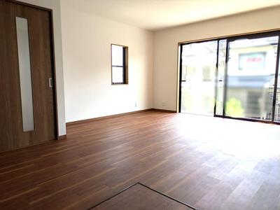 Renovated 3LDK House with Garage in Kyotanabe, Kyoto — Image 4, Kyotanabe, Kyoto