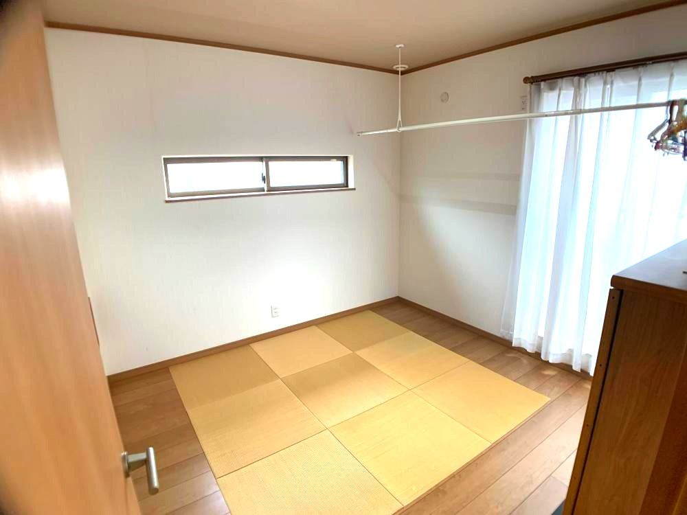 3LDK House in Aikawa Town, Kanagawa | High Insulation Design - Thumbnail 4
