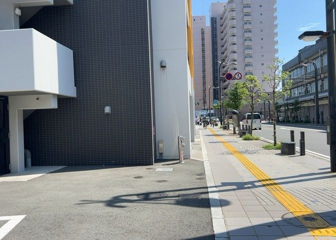 Ambellir Hon-Atsugi 10F 2LDK Apartment for Sale - Image 1