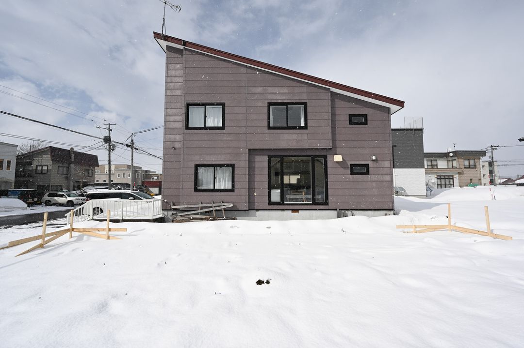 5-Bedroom Renovated House in Kutchan, Hokkaido - 117 sqm - Thumbnail 2