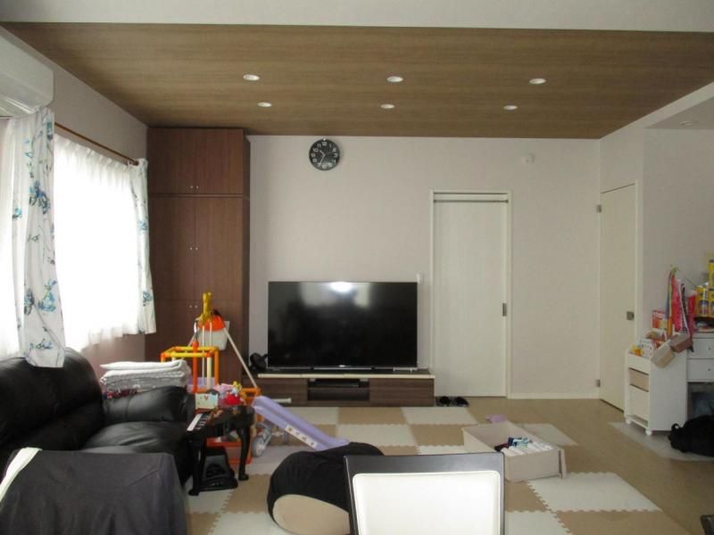 5LDK Family Home in Kofu with Solar Power - Thumbnail 2