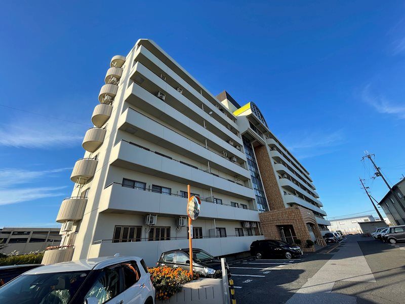 3DK Apartment in Hikone City | City Life Hikone - Thumbnail 2