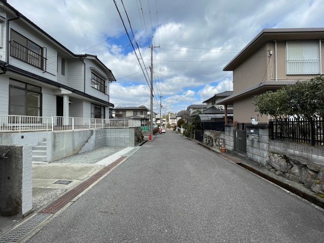Renovated 4LDK House for Sale in Otsu, Shiga | 107.64 sqm - Thumbnail 4