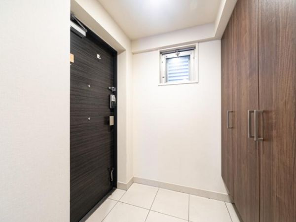 Presence Lodge Ogaki Station Front 9F 3LDK Apartment for Sale - Thumbnail 3