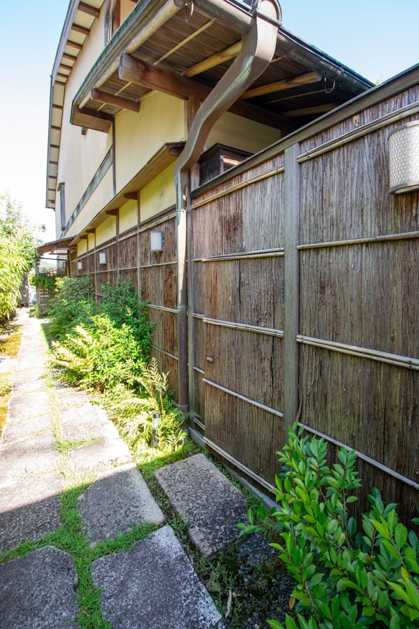 5LDK House with Weeping Cherry Garden in Kyoto's Saga Arashiyama - Thumbnail 4