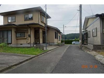 [Homes] Used detached house (Property number: 3221224-0000049) 3.2km from JR Uetsu Main Line Ugo Kameda Station (Yurihonjo City) — Image 1, Yurihonjo, Akita