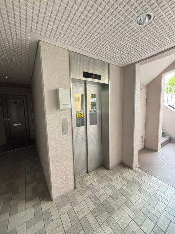Park House Inagawa B Tower - 11th Floor 3LDK Apartment — Image 3, Inagawa, Hyogo