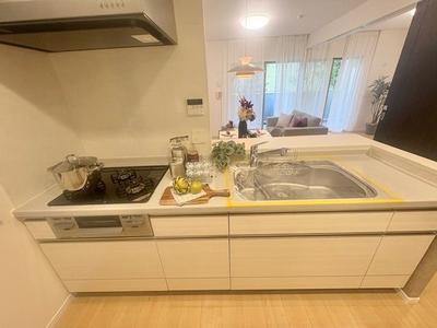 3LDK Apartment in Yamato City | Renovated 2018 Build — Image 1, Yamato, Kanagawa