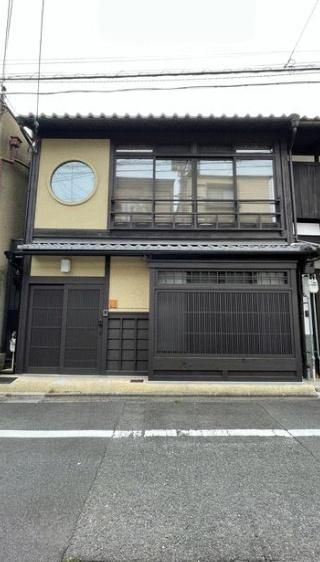 Kyoto Terrace House for Sale with Guest House Operation - Thumbnail 2
