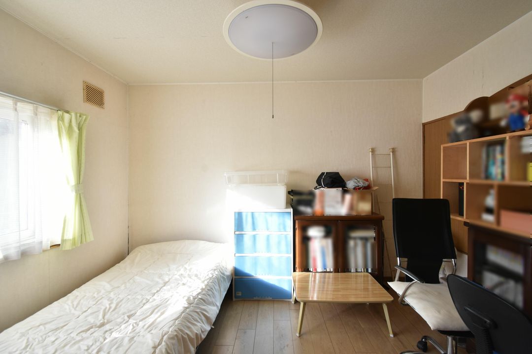 4LDK House in Sapporo Minami Ward with 4 Parking Spaces - Thumbnail 2