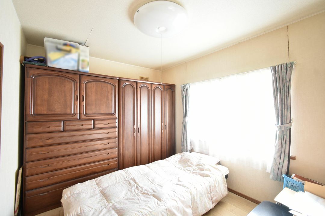 4LDK House in Sapporo Minami Ward with 4 Parking Spaces - Thumbnail 3