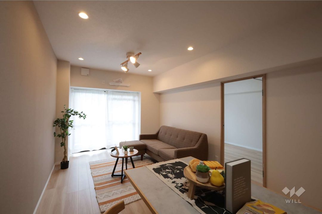 3LDK Apartment for Sale in Takarazuka, 1 Min from Station - Thumbnail 4