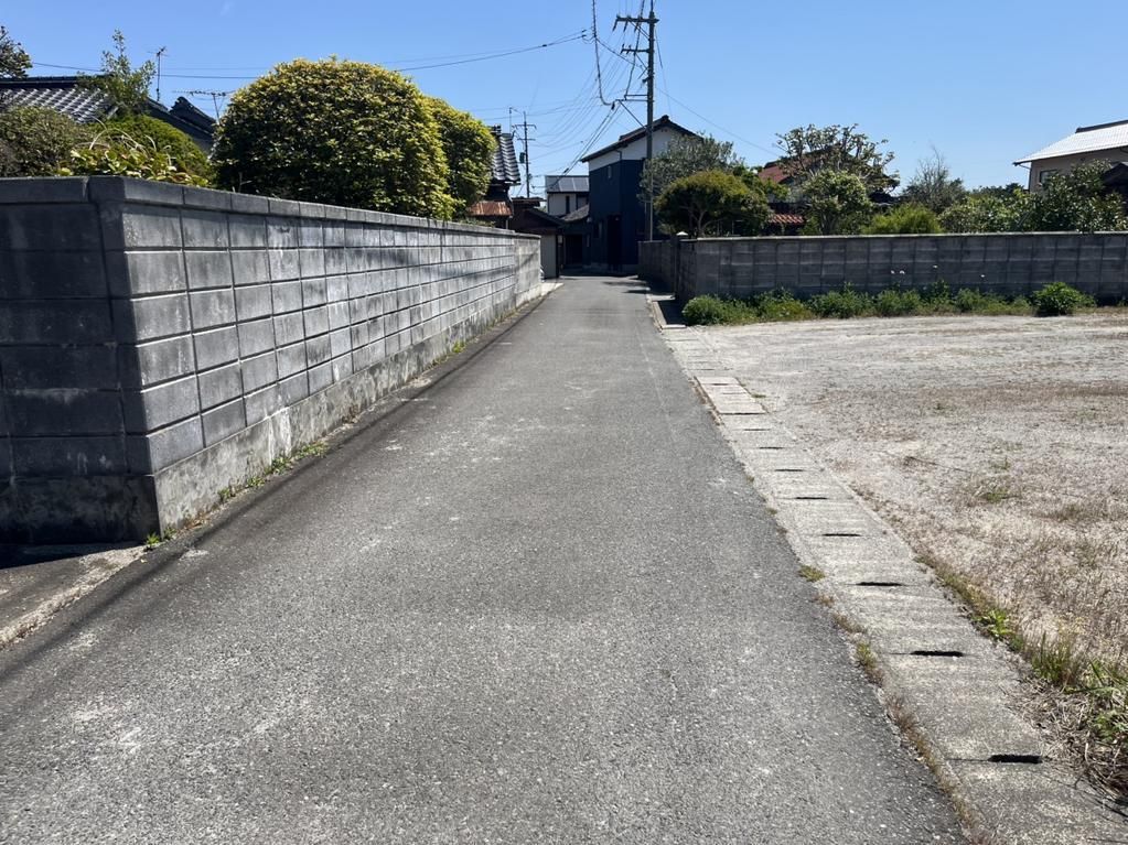 310.73 sqm Residential Land for Sale in Yonago, Tottori - Thumbnail 2