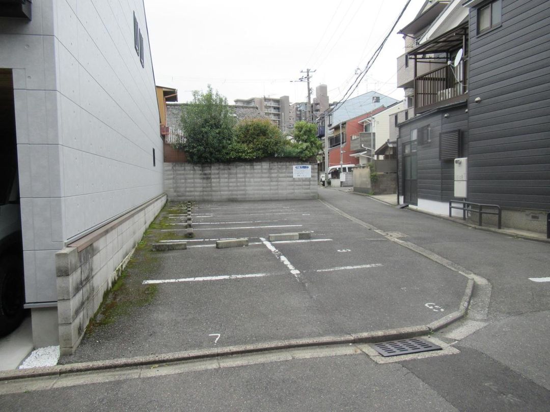 Vacant Corner Lot for Sale in Kita Ward, Kyoto - Thumbnail 2