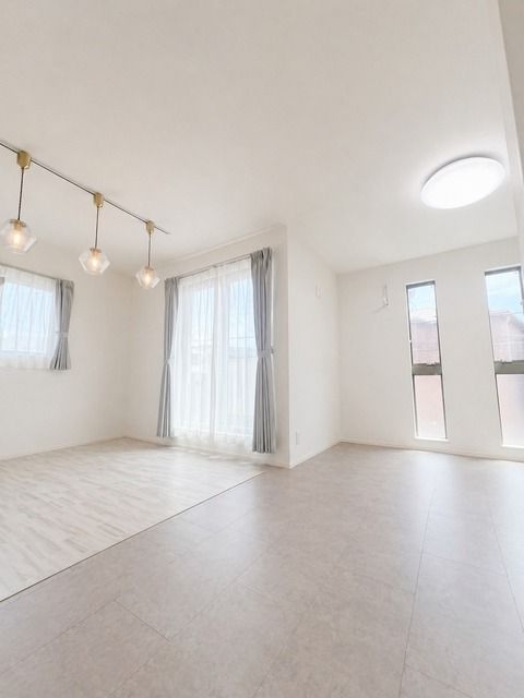 3LDK Detached House for Sale in Setagaya, Tokyo - Thumbnail 4