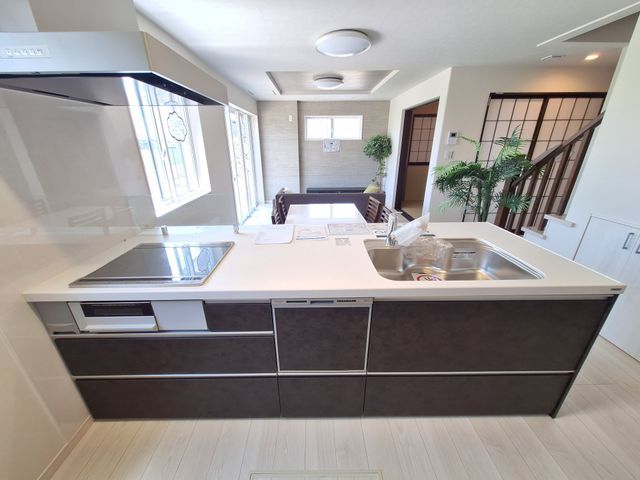 5LDK House for Sale in Ritto City, Shiga Prefecture - Thumbnail 4