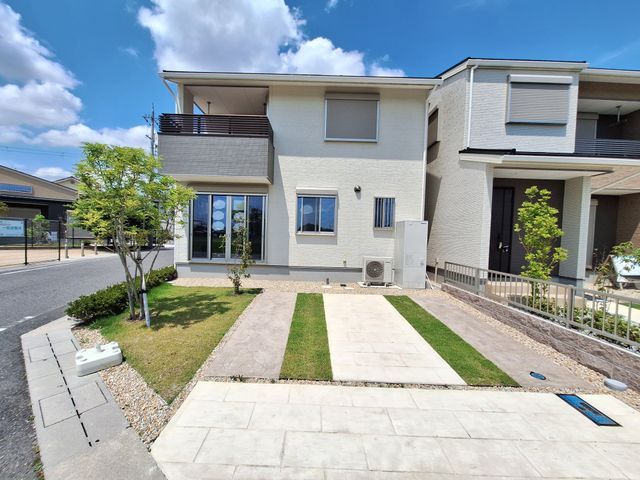 5LDK House for Sale in Ritto City, Shiga Prefecture - Thumbnail 2
