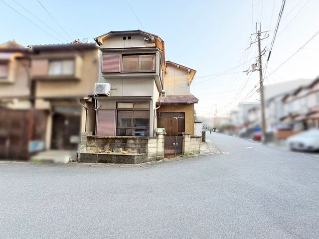 Land for Sale in Mukō City, Kyoto - Northwest Corner Lot - Thumbnail 2