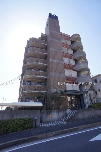 Spacious 2LDK Corner Apartment in Grand Arts Sakuragaoka, Owariasahi — Image 1, Owariasahi, Aichi