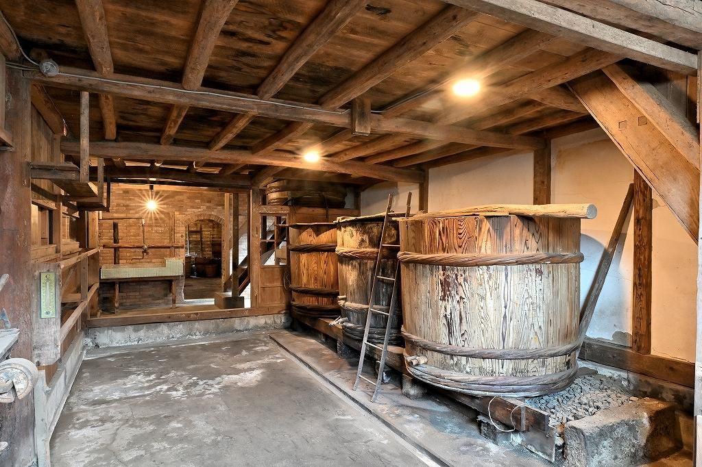1882 Soy Sauce Brewery Kominka for Sale in Niigata - Thumbnail 2