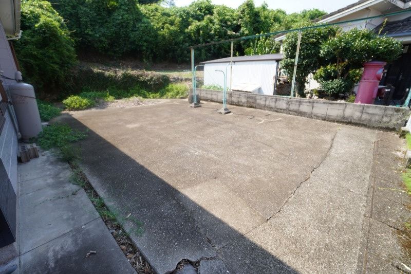 Renovated 5LDK House in Isahaya with 3 Car Parking - Thumbnail 4
