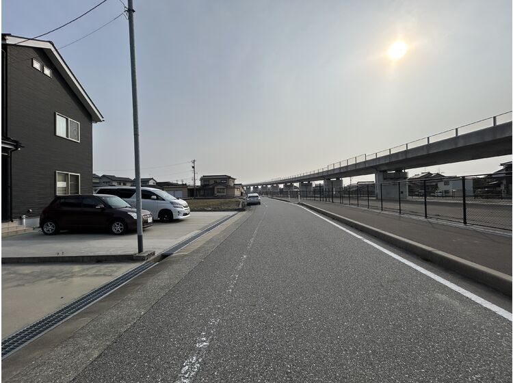 4LDK House for Sale in Uozu, Toyama with Parking - Thumbnail 3